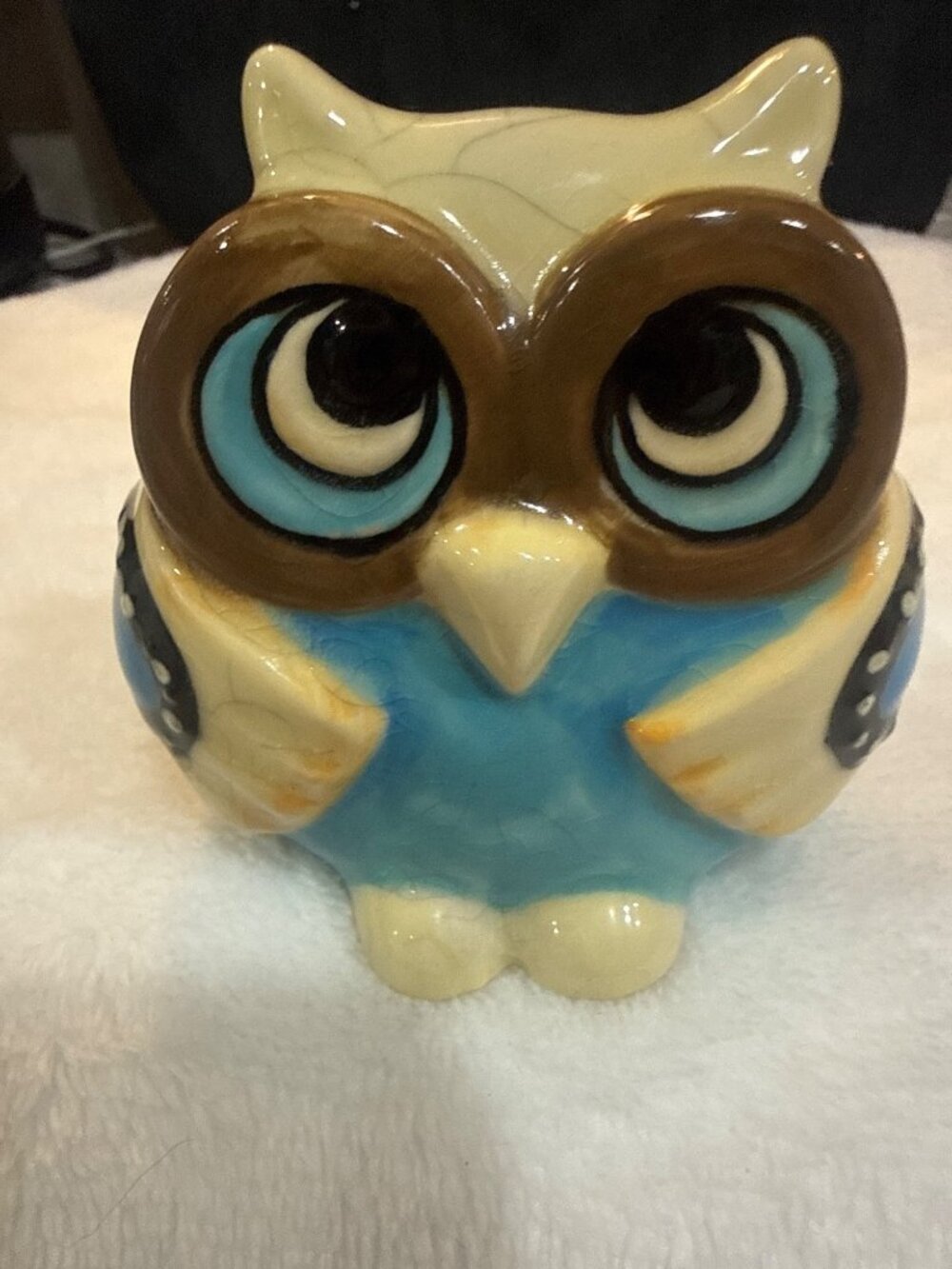 VINTAGE Big Eye Owl turquoiseFigurine Blue Eyes Ceramic Retro 1970s Kitsch Owl